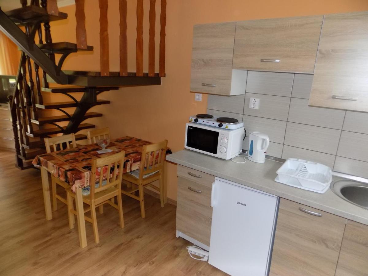 Nárcisz apartman - Housity