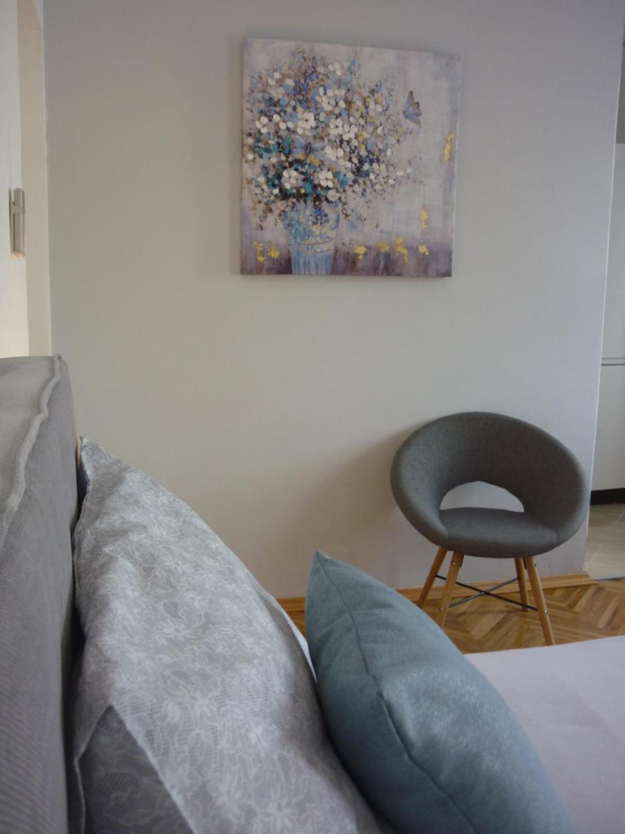 Apartment Vesna - Housity