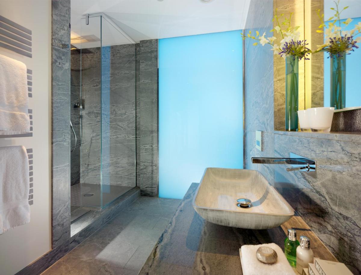 Taj 51 Buckingham Gate Suites and Residences - Hizvo