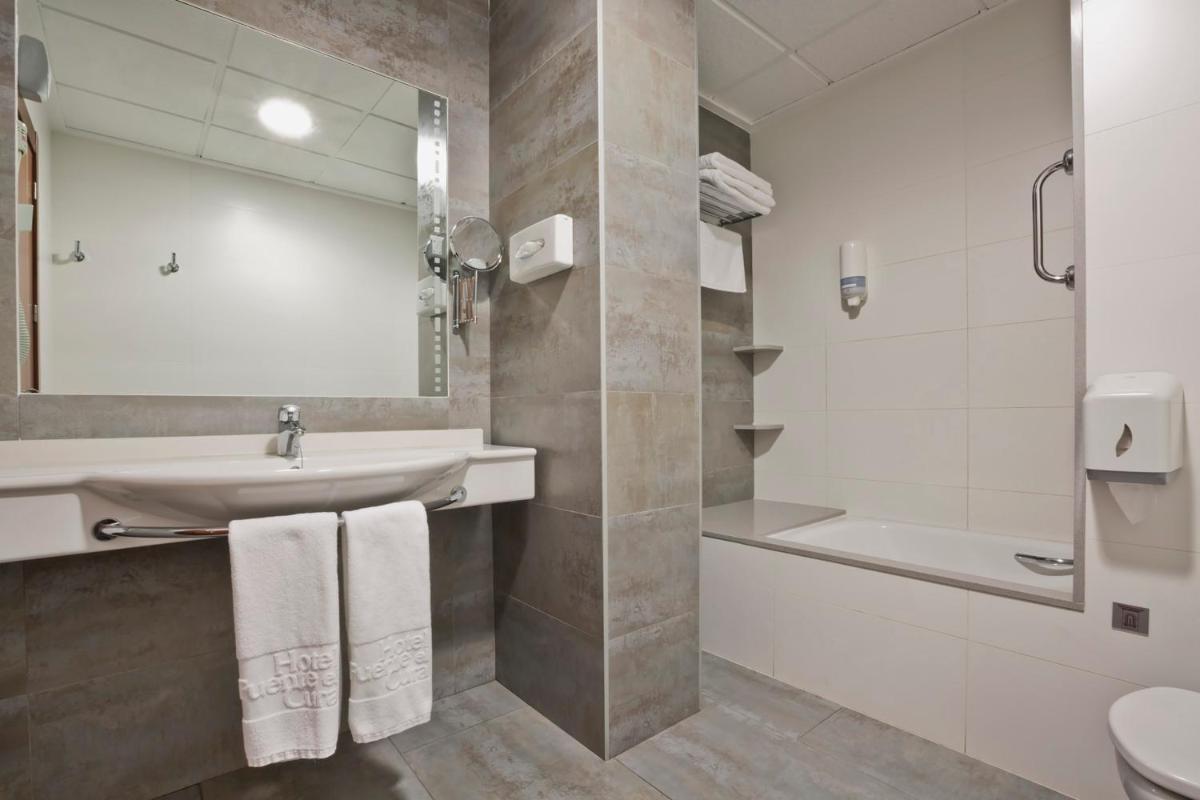 Hotel Fuente El Cura - Housity