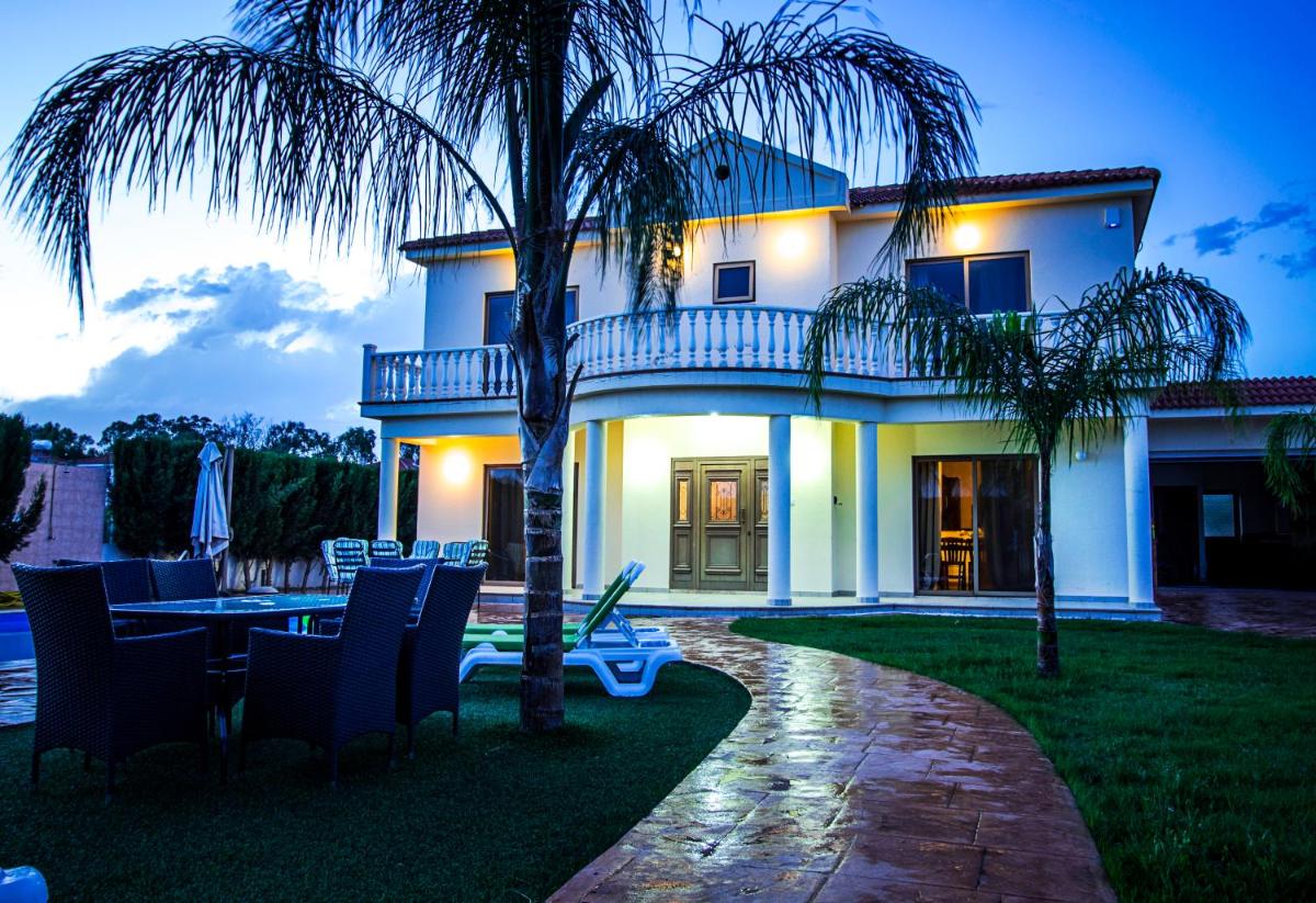 Villa Eva - Housity