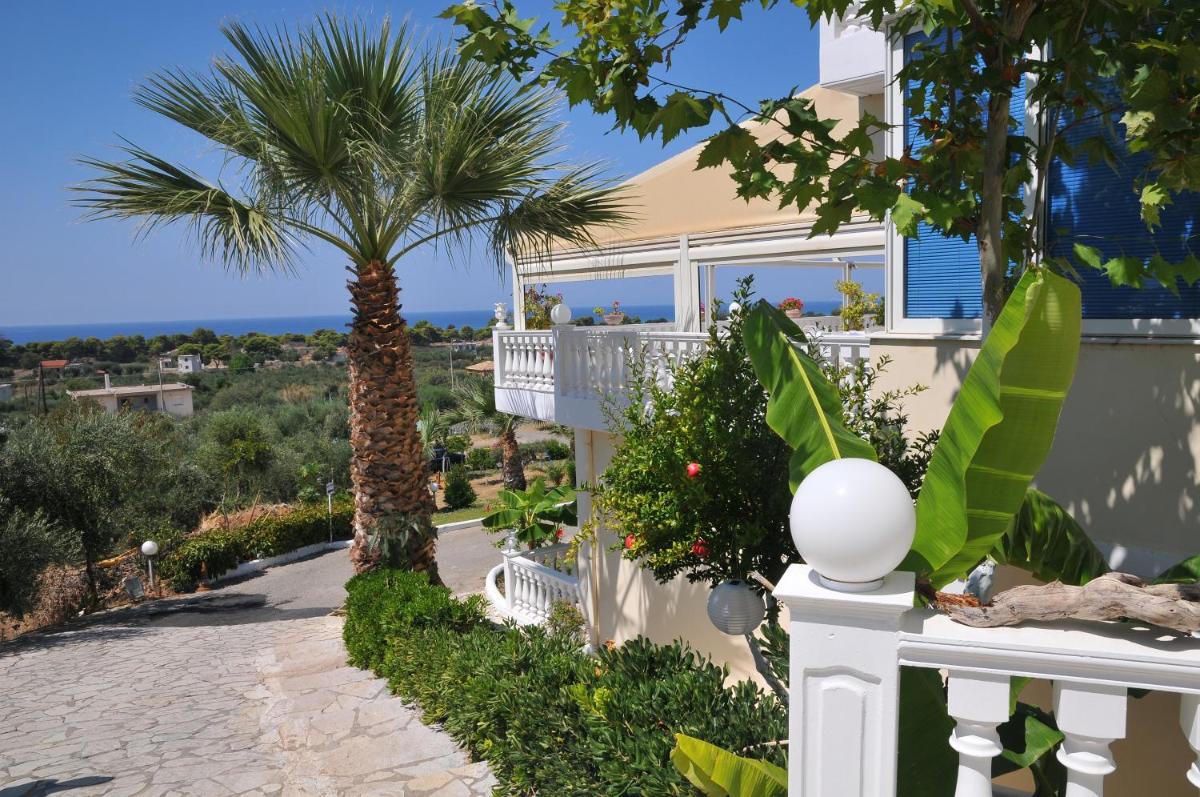 Ionion Star Hotel - Housity