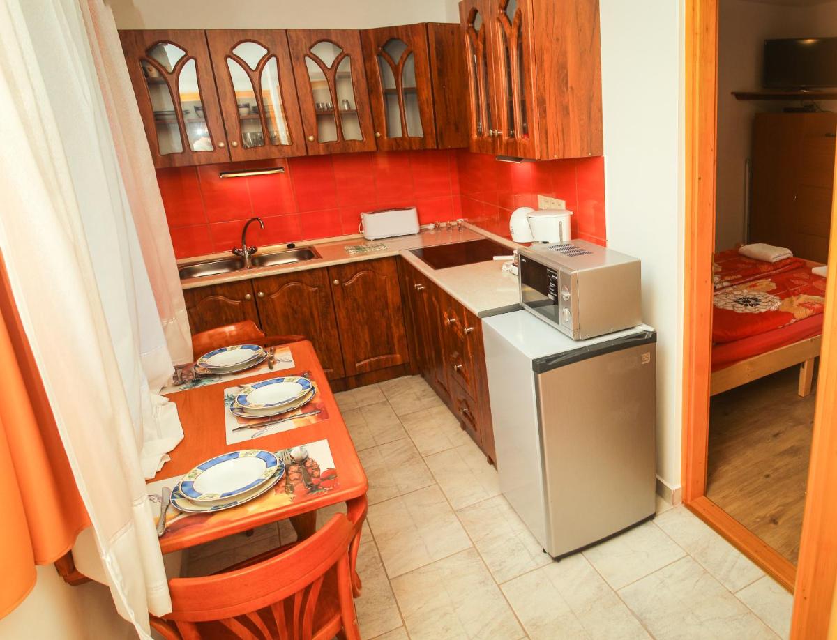 AQUA Thermal Sóterápia és Apartmanház - Housity