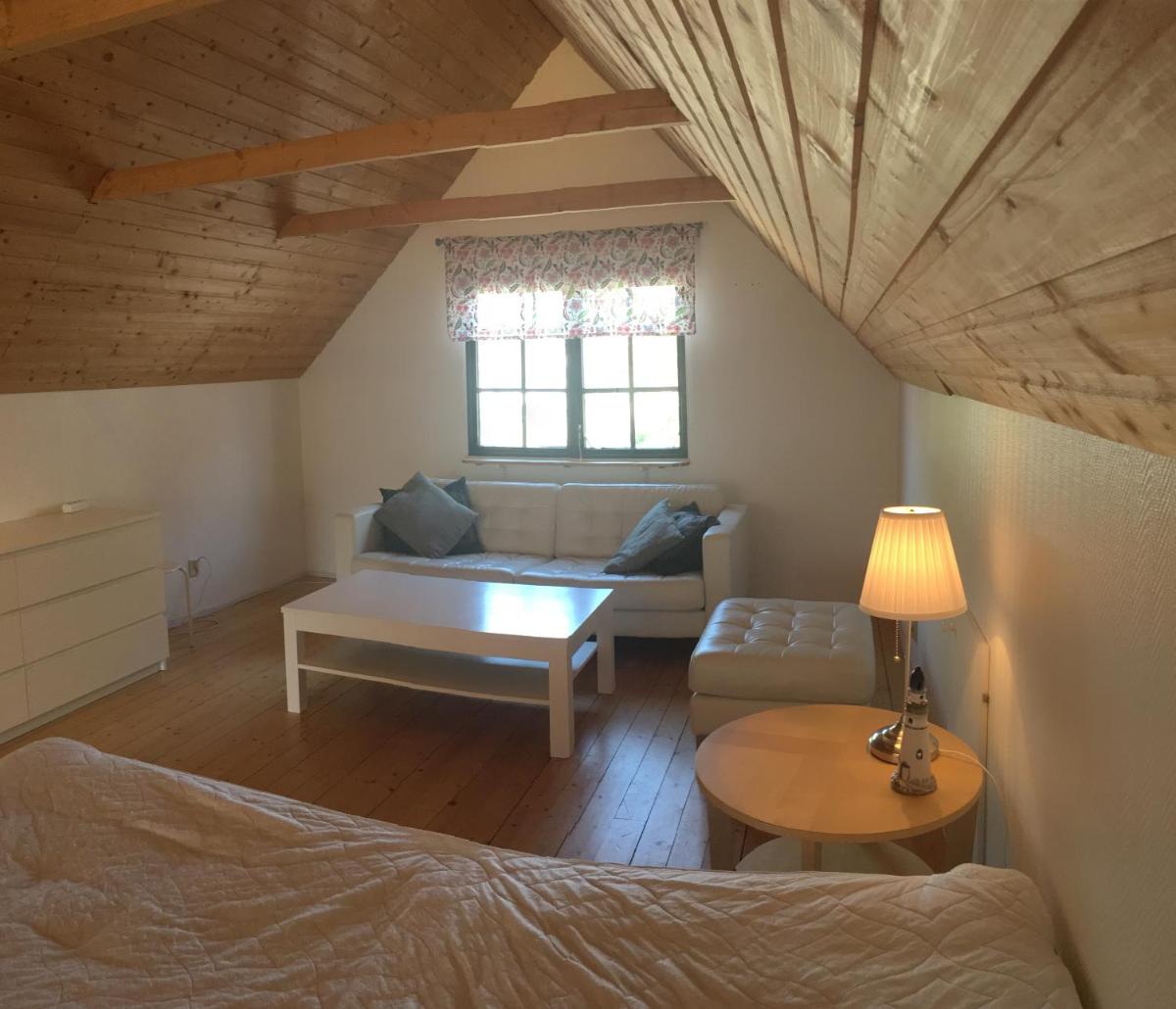 Vejbystrand Holiday Home - Housity