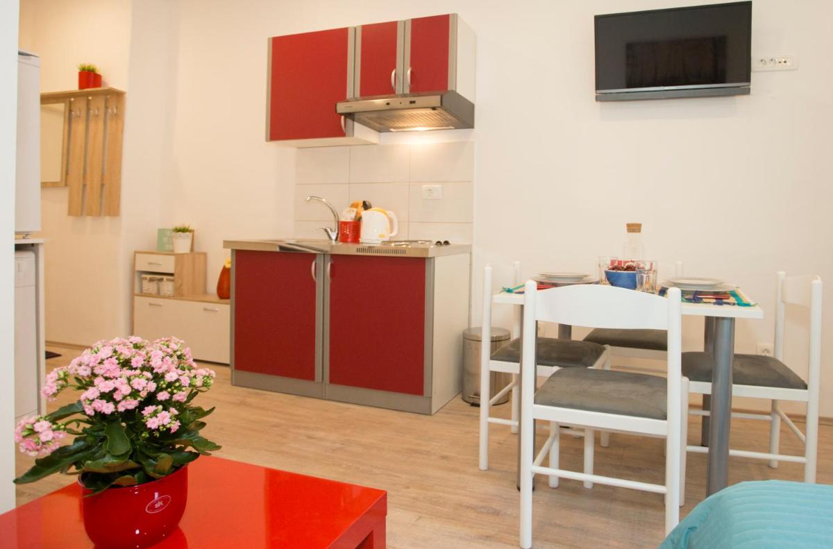 Emperor's Chambers Luxury apartment - Housity