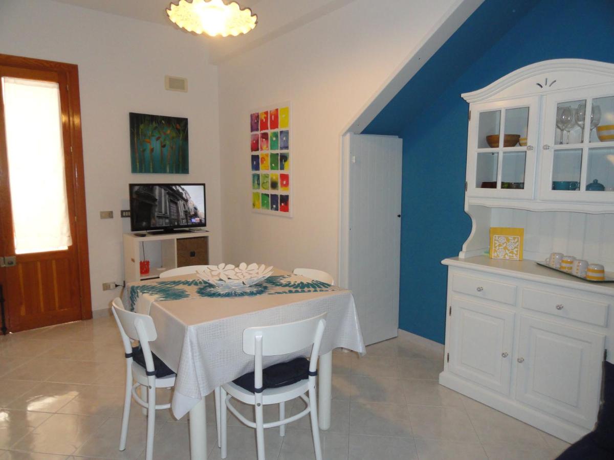 Oltremare - Housity