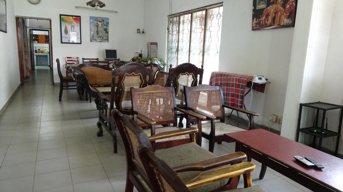 Mount Lavinia Home Stay - Housity