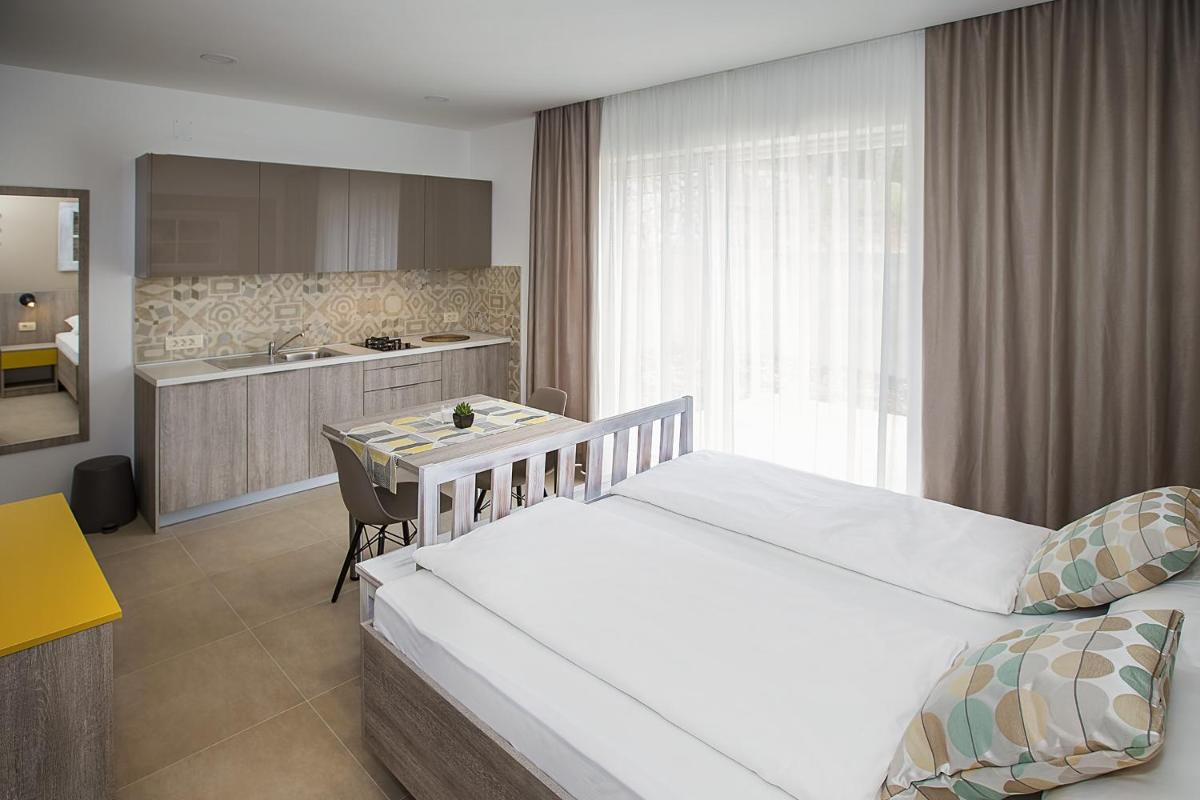 Apartments Capic Marin - Housity