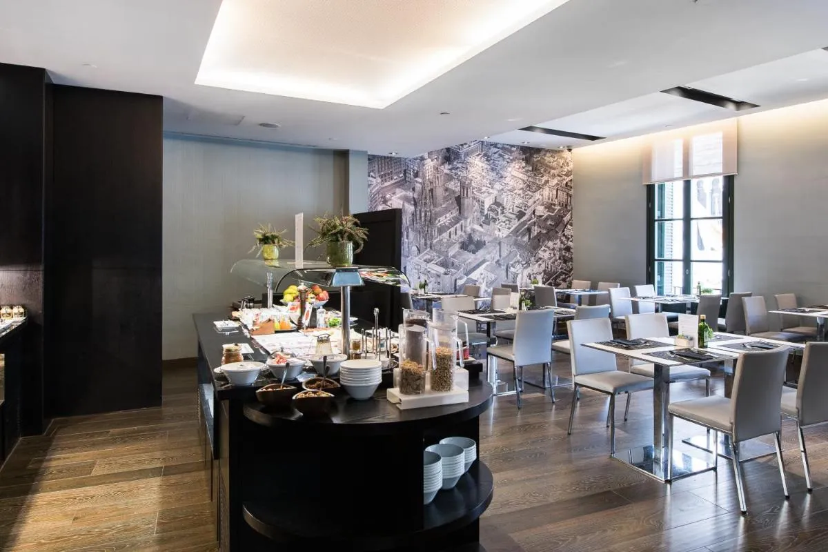 ⁨كاتالونيا كاتدرال⁩ — صورة 29