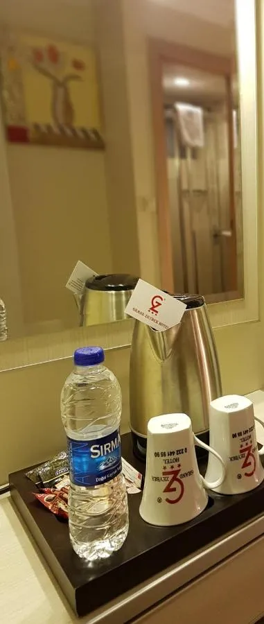 Grand Zeybek Hotel — صورة 3