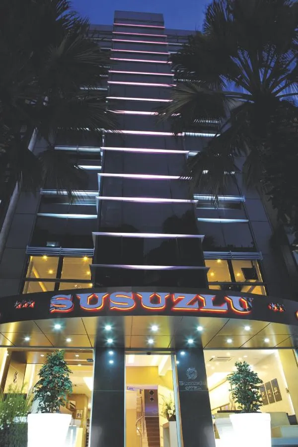 Susuzlu Hotel - إزمير، تركيا