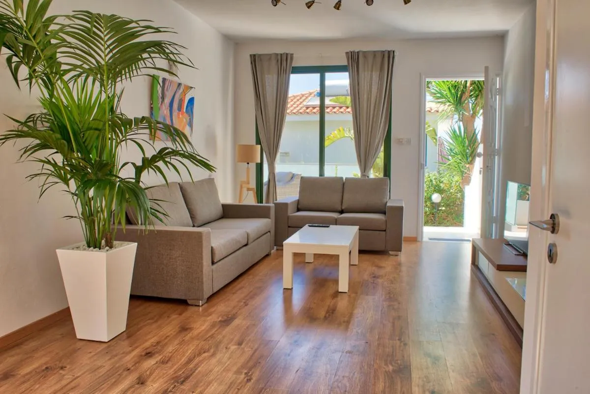⁨جوليباباس غاردنز⁩ — صورة 37