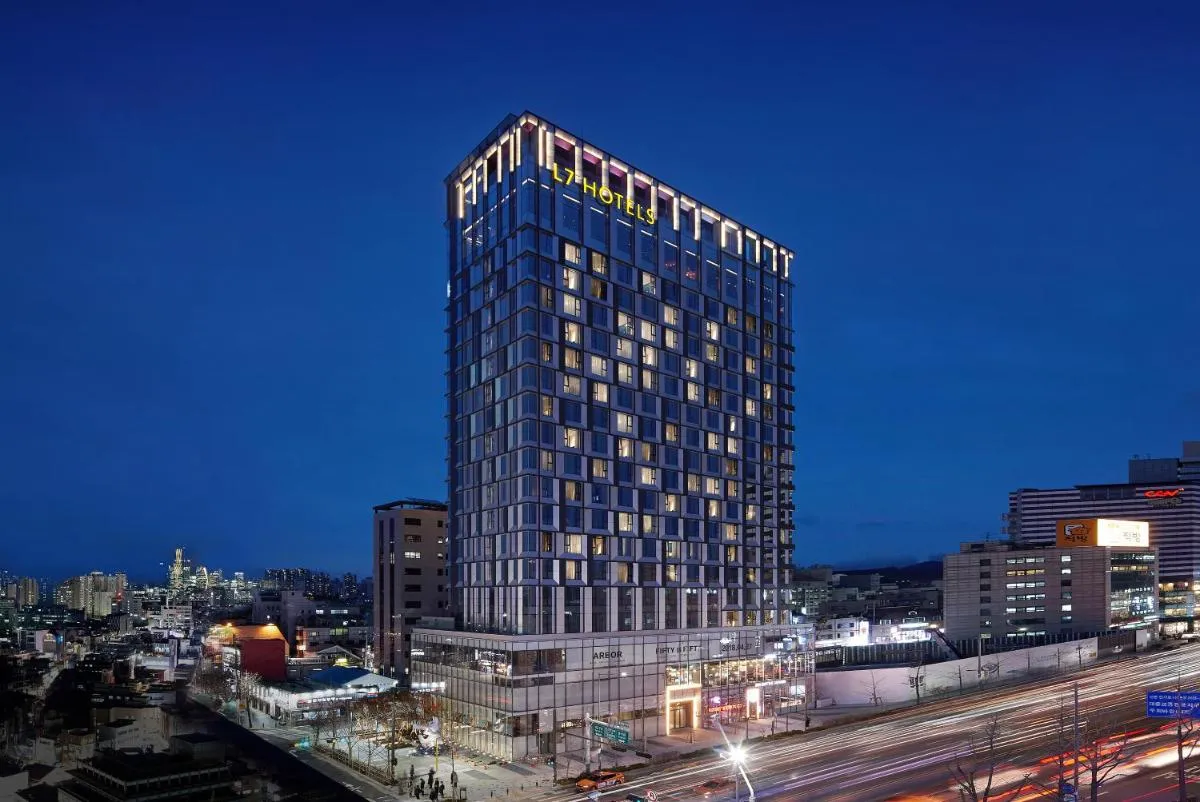 إل 7 هونغداي باي لوتي - سيول، كوريا الجنوبية