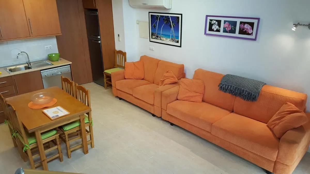 ينغينيابارتامينتس - Figueres، إسبانيا