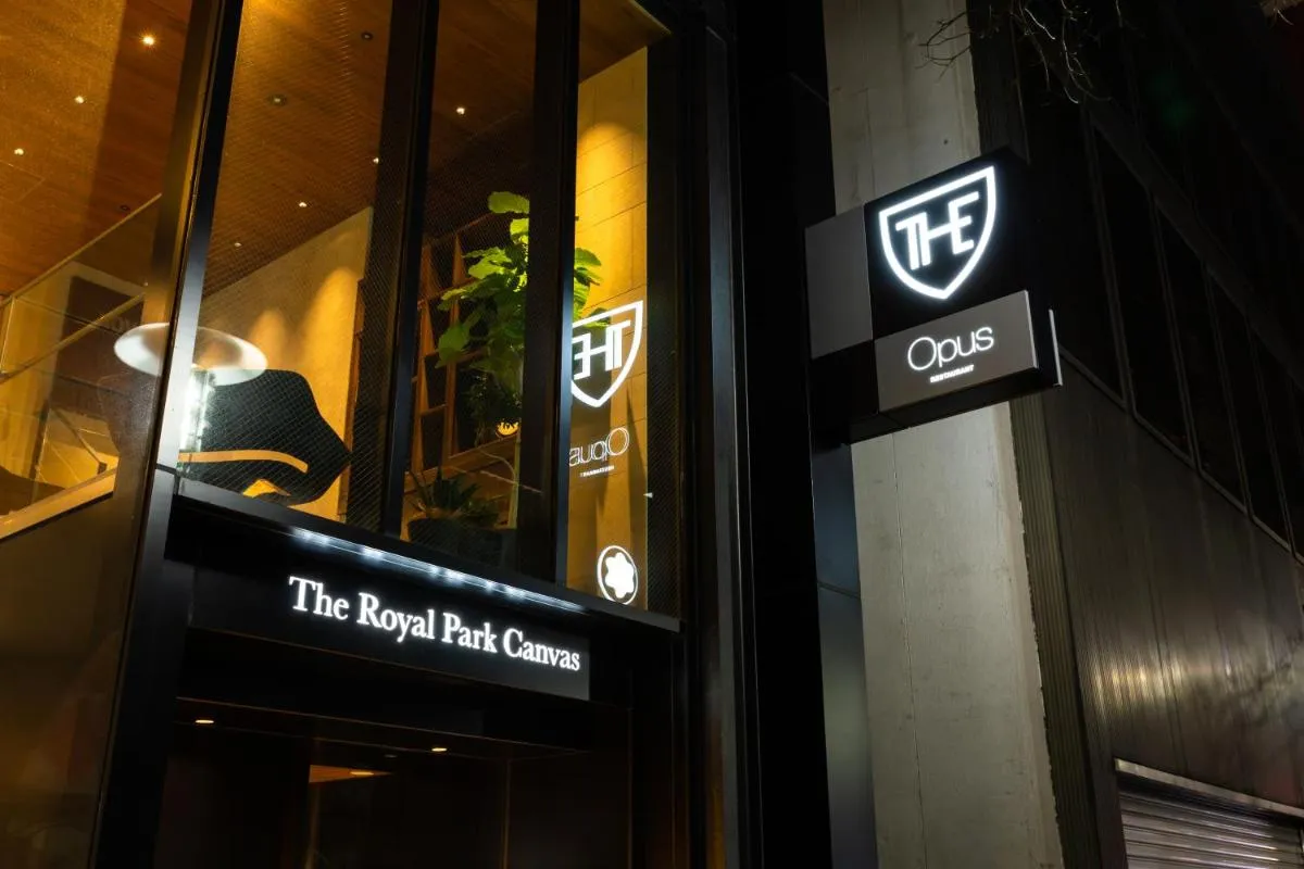 رويال بارك كانفاس غينزا 8 — صورة 4