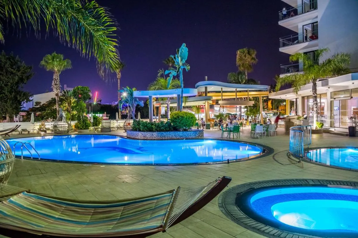 ستاماتيا هوتيل — صورة 4