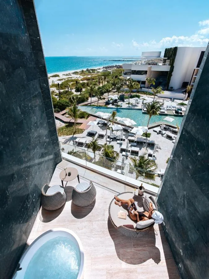 ترس كورال ادولتس ونلي الل ينكلوسيف — صورة 3