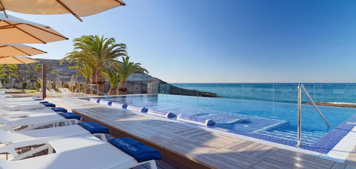 ه كوستا ادج بالاس - تينيريفي، إسبانيا