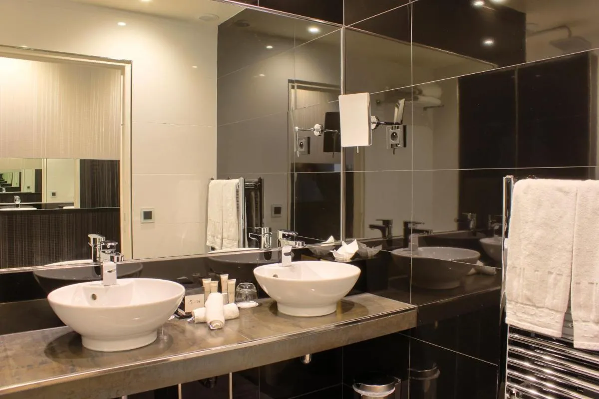 لمبير باريس لوفر — صورة 4