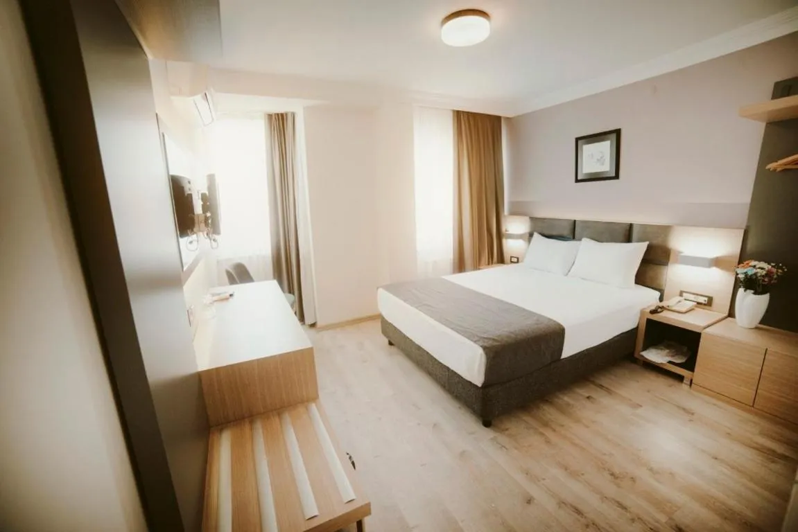 Helen Hotel — صورة 4
