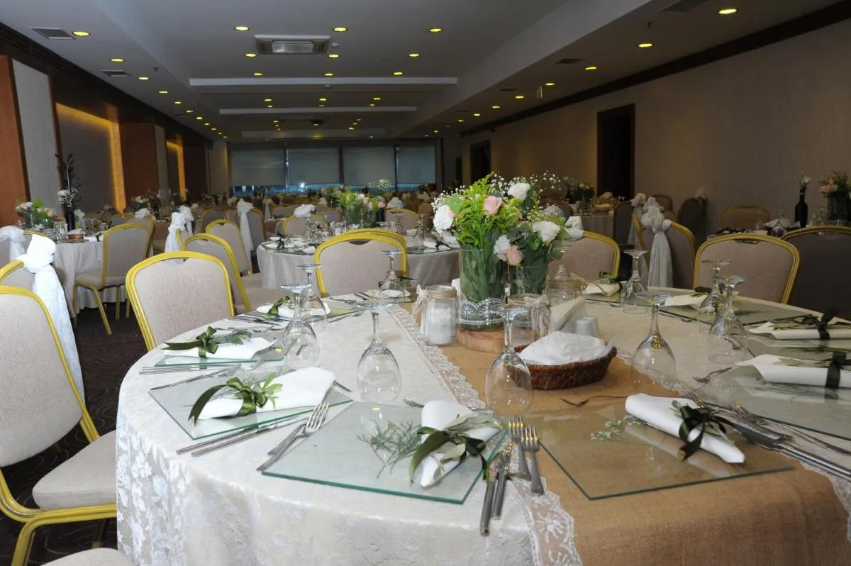 Anemon Kent Çiğli Otel — صورة 4