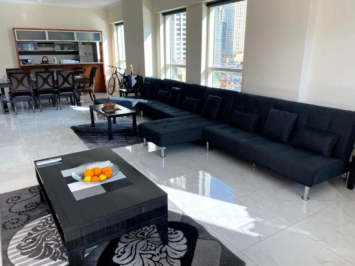 ⁨My-Places Dubai Apartment suitable for large groups Al Sahab 1⁩ — صورة 27