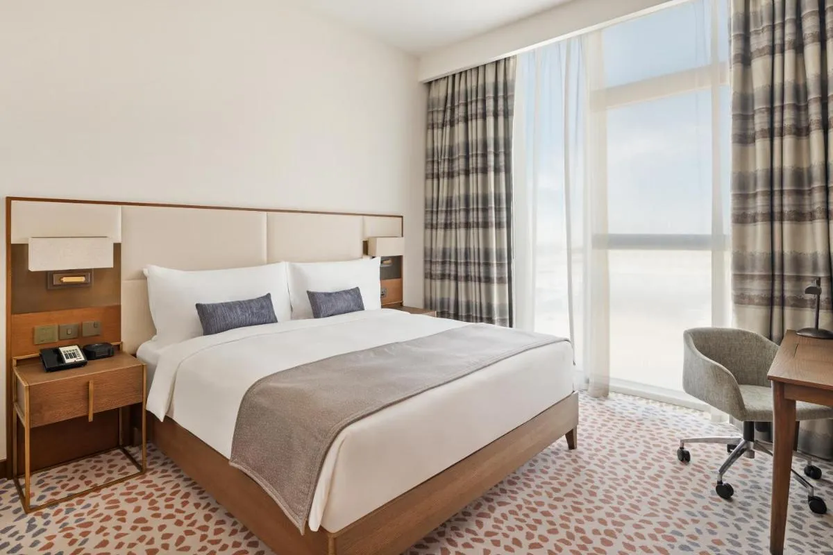 Staybridge Suites Dubai Al-Maktoum Airport by IHG