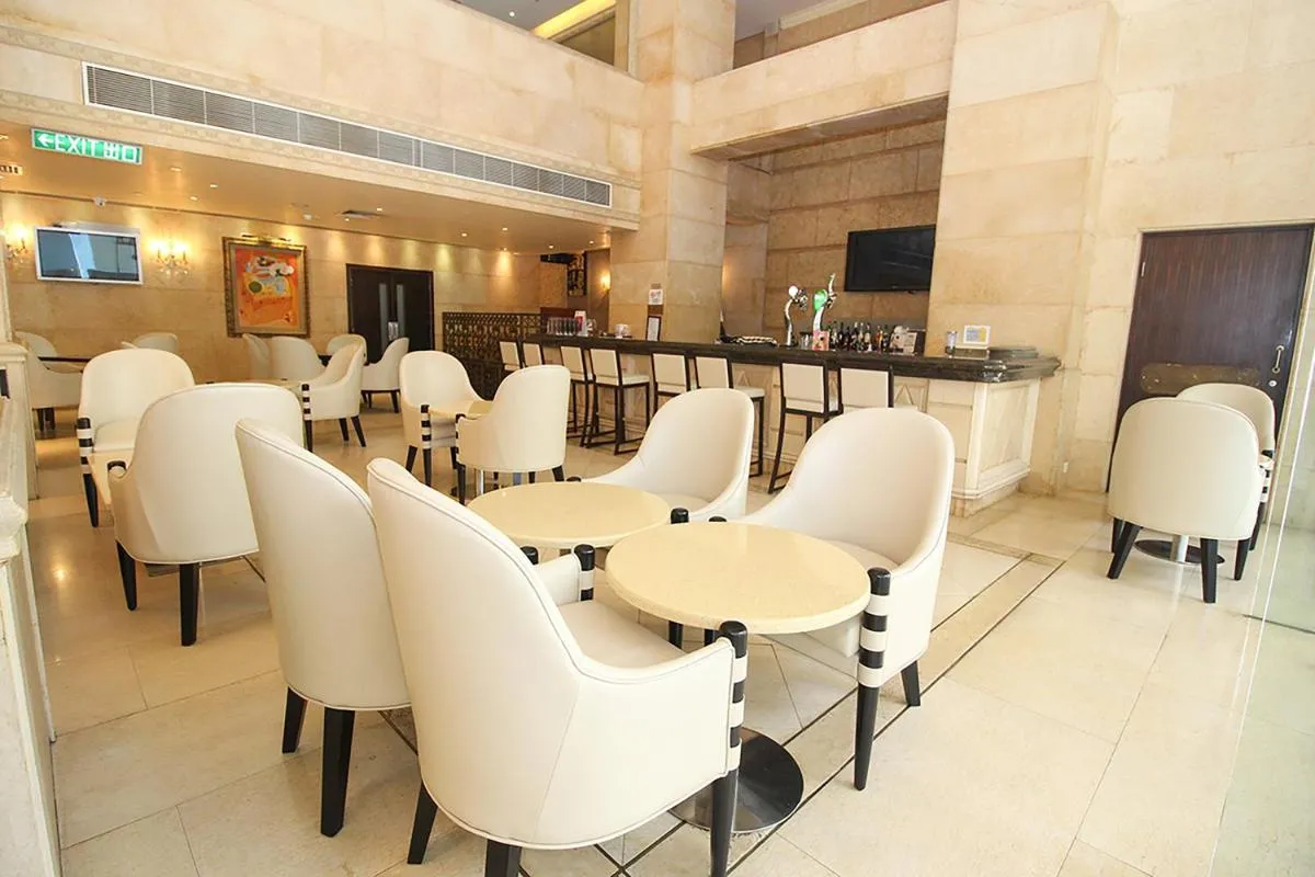 ⁨هوليداي إن ماكو⁩ — صورة 14