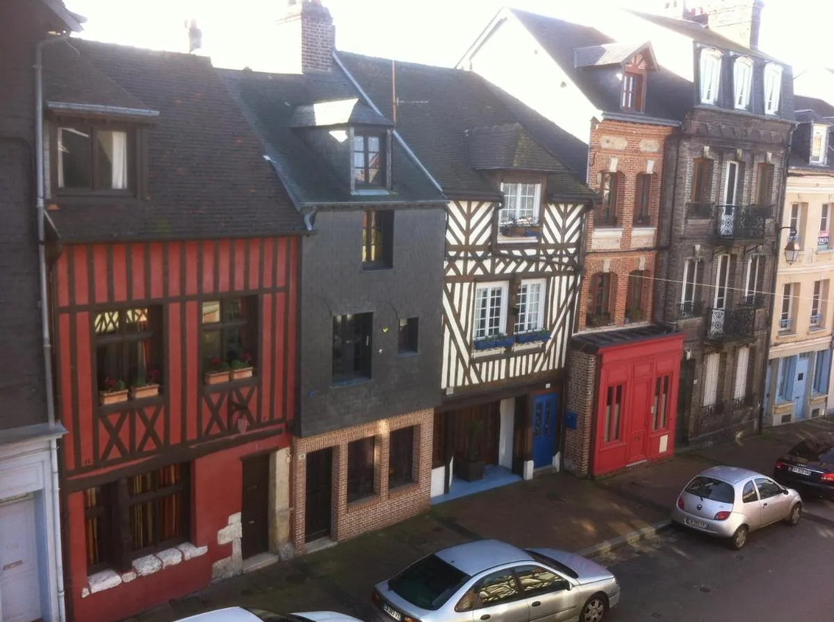 ليس سهارميتتيس - Honfleur، فرنسا