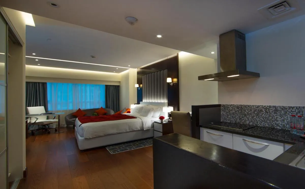 ⁨نومبير وني تاور سويتس⁩ — صورة 29