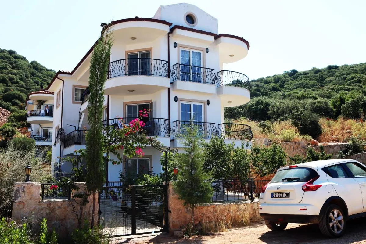 Kaş Güzey apart 3+1 Doğa ve deniz manzaralı — صورة 4