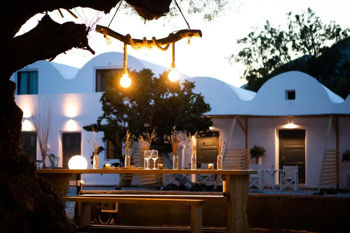 إكسي سي سيد - سانتوريني، اليونان