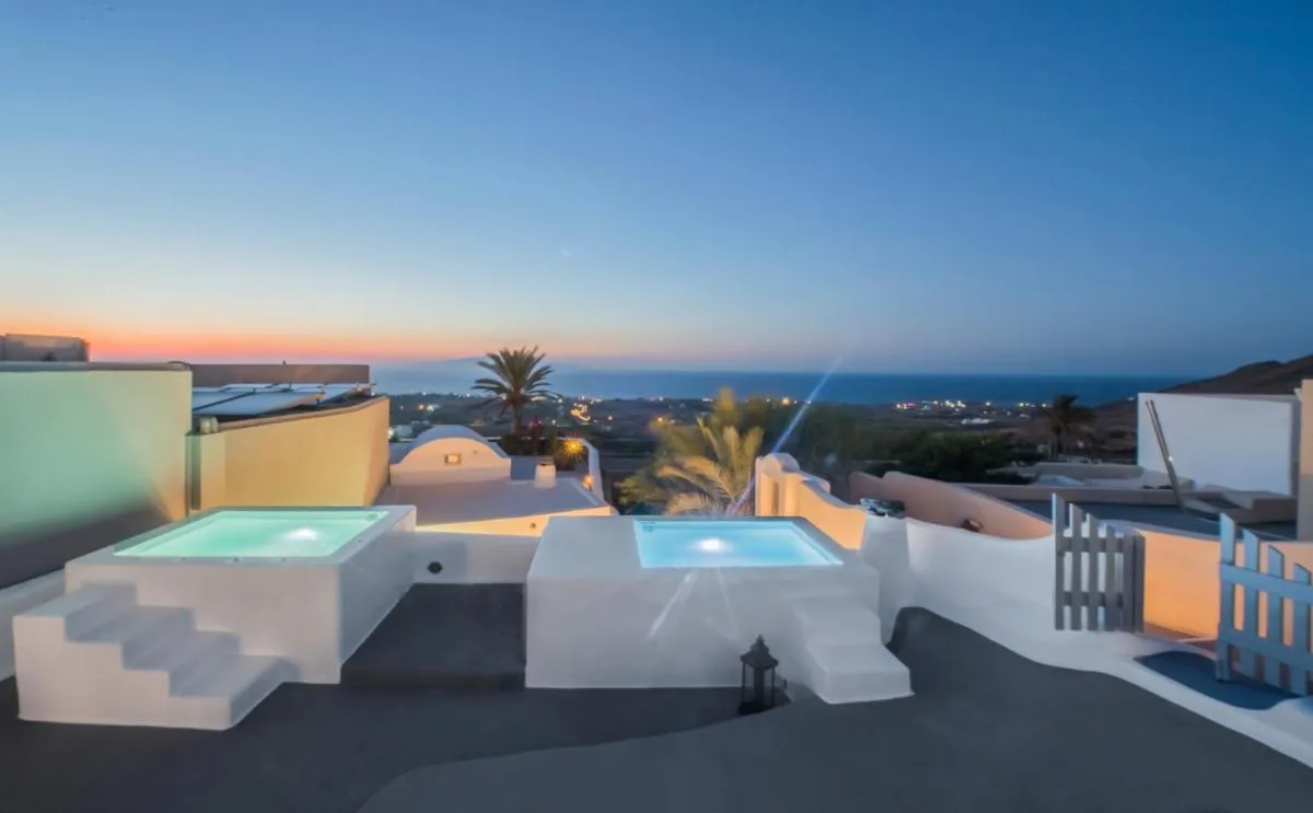 أكوا لاكشري سانتوريني - سانتوريني، اليونان