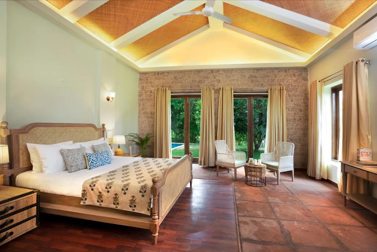 آما ستايز وترايلز - ناين بالمز علي باغ - مومباي، الهند