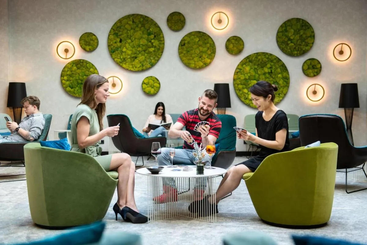 حياة بلاك فرانكفورت إيربورت — صورة 4