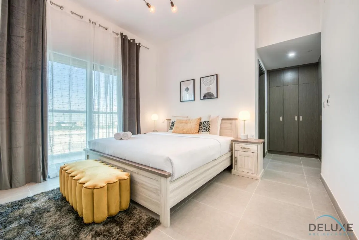 Whimsical 2BR at Bella Rose Barsha South by Deluxe Holiday Homes — صورة 3