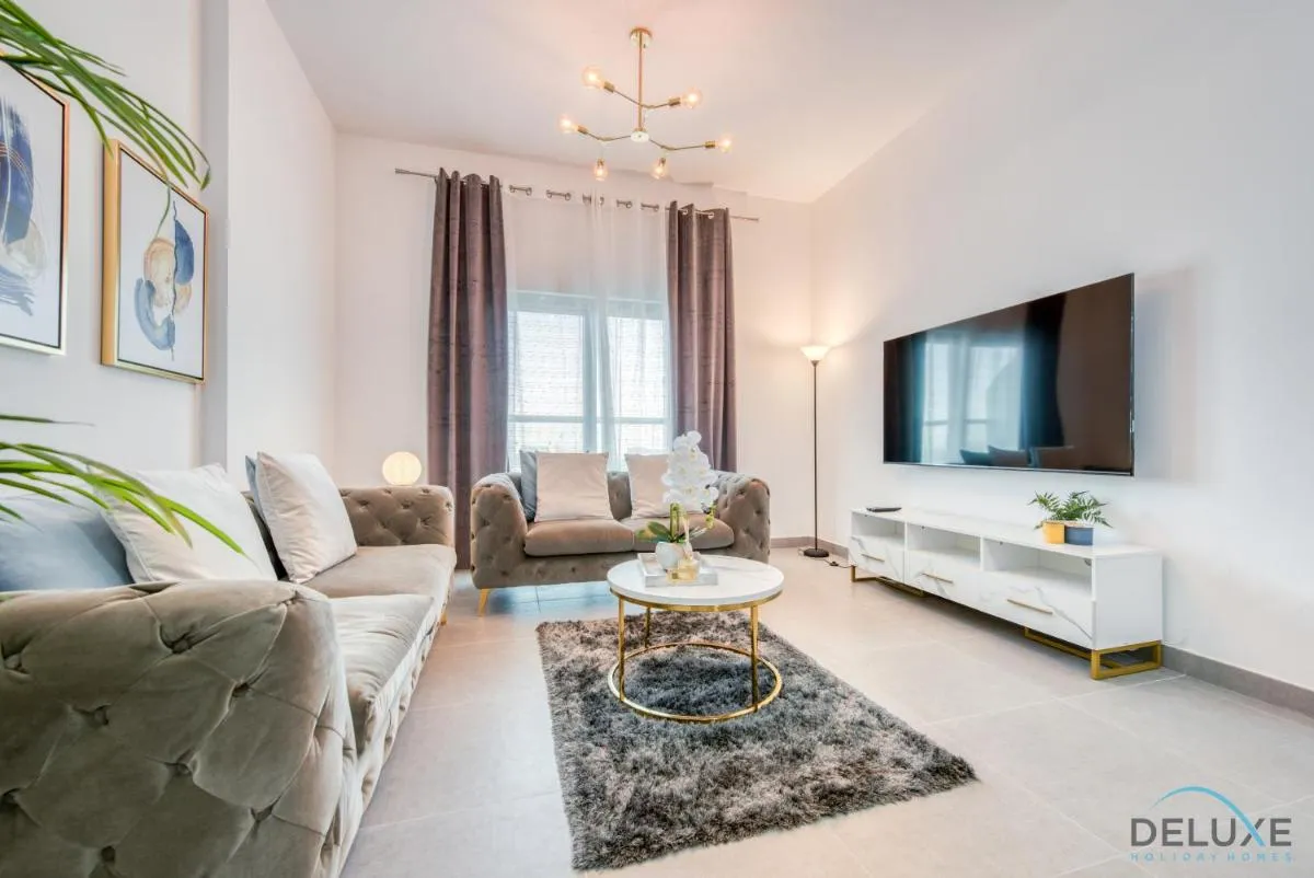 Whimsical 2BR at Bella Rose Barsha South by Deluxe Holiday Homes