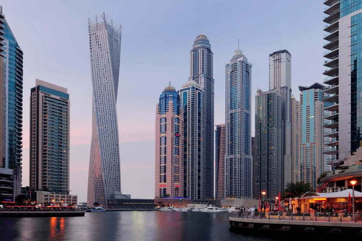 دوباي ماريوت هاربور هوتيل اند سويتس - دبي، الإمارات