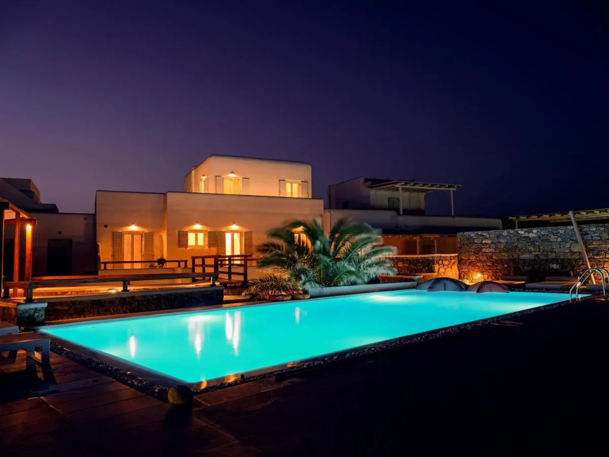 سكرت آيلاند - ميكونوس، اليونان