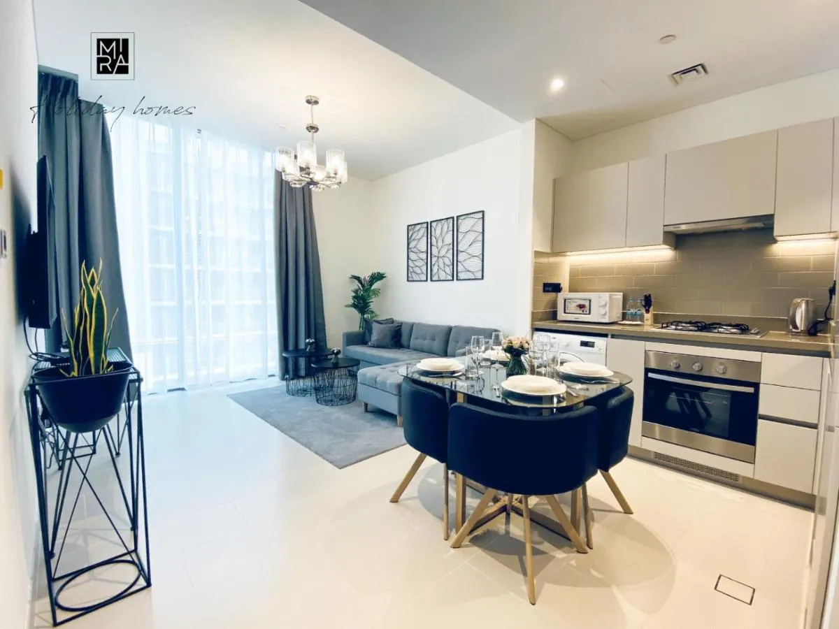 ⁨Mira Holiday Homes - Newly Furnished 1 bedroom in Creek Vista Tower B Sobha Hartland⁩ — صورة 6