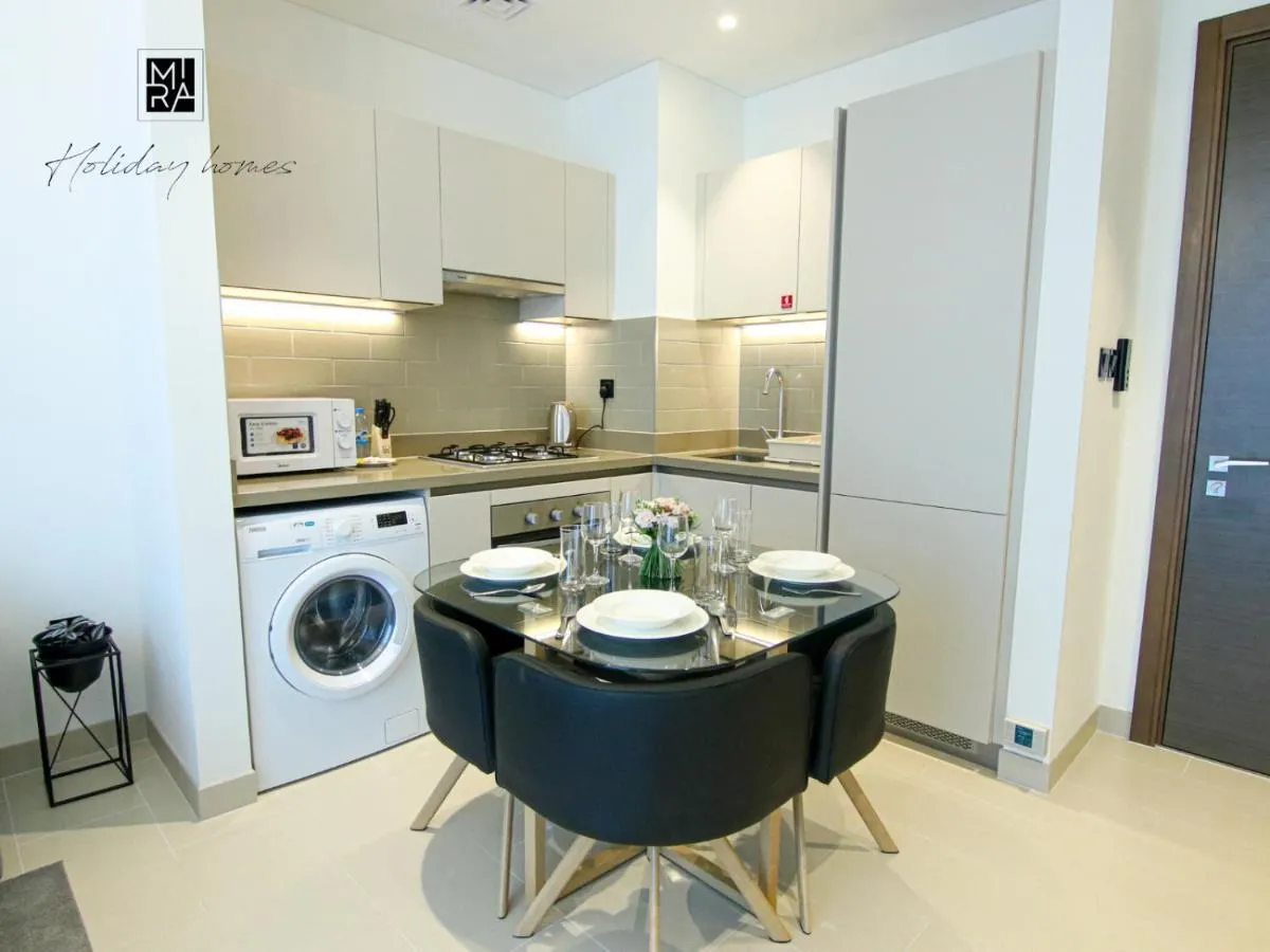 ⁨Mira Holiday Homes - Newly Furnished 1 bedroom in Creek Vista Tower B Sobha Hartland⁩ — صورة 9