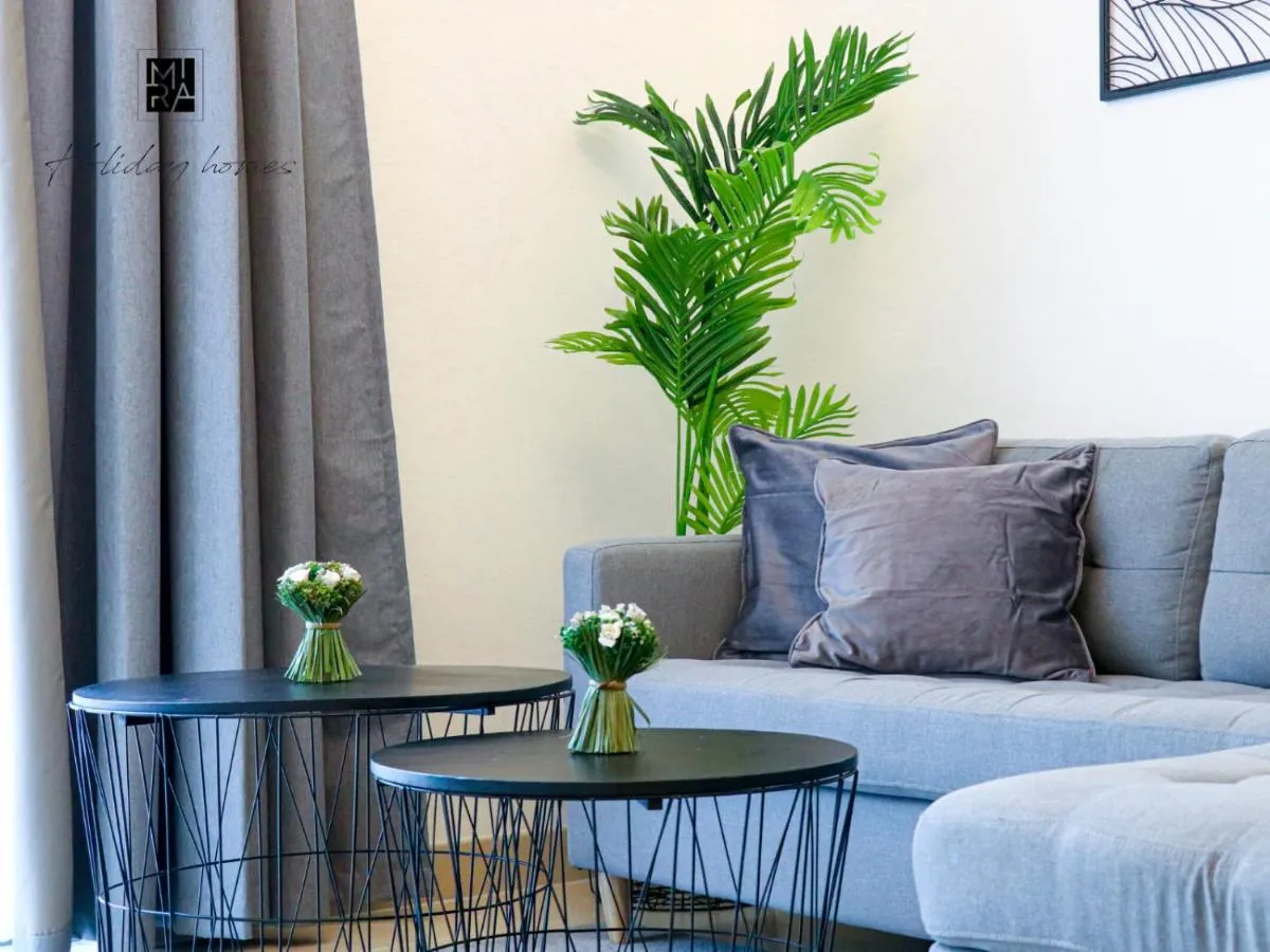 ⁨Mira Holiday Homes - Newly Furnished 1 bedroom in Creek Vista Tower B Sobha Hartland⁩ — صورة 5