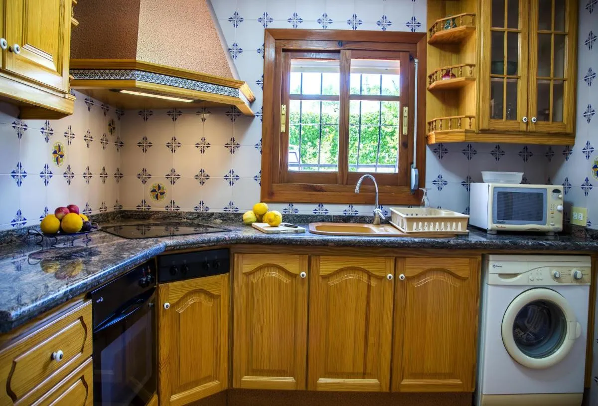 ⁨سنترال ابت بول و فري باركينغ نير سكيتوور⁩ — صورة 13