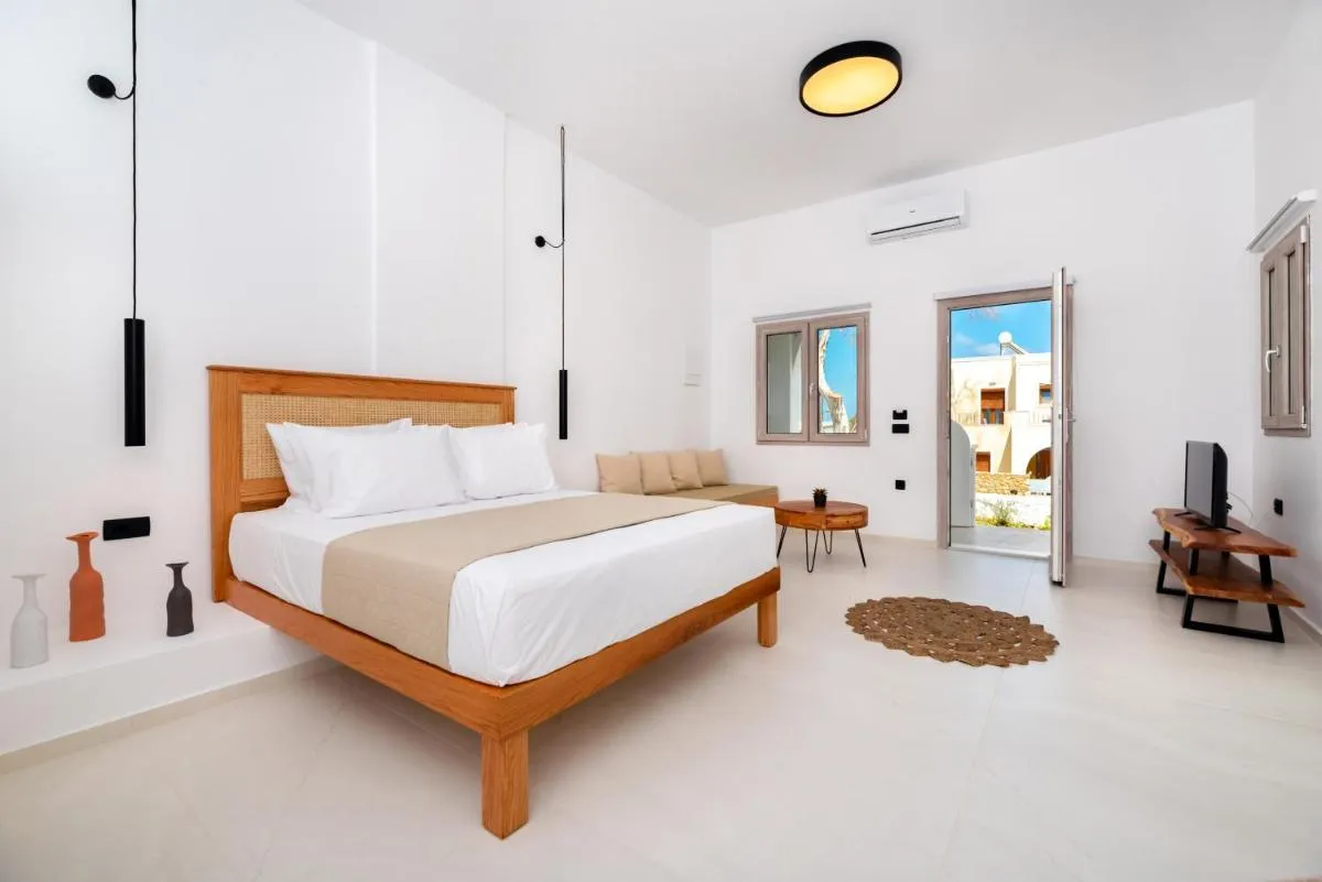 كنتريو فيرا - سانتوريني، اليونان