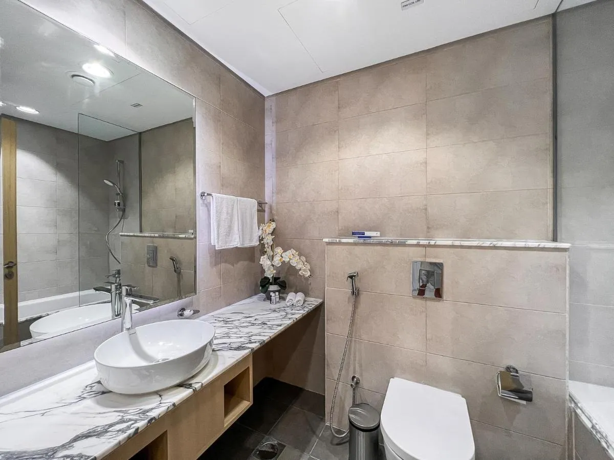 ⁨Luton Vacation Homes - Damac Paramount Midtown Business Bay Dubai - 37AB09⁩ — صورة 11