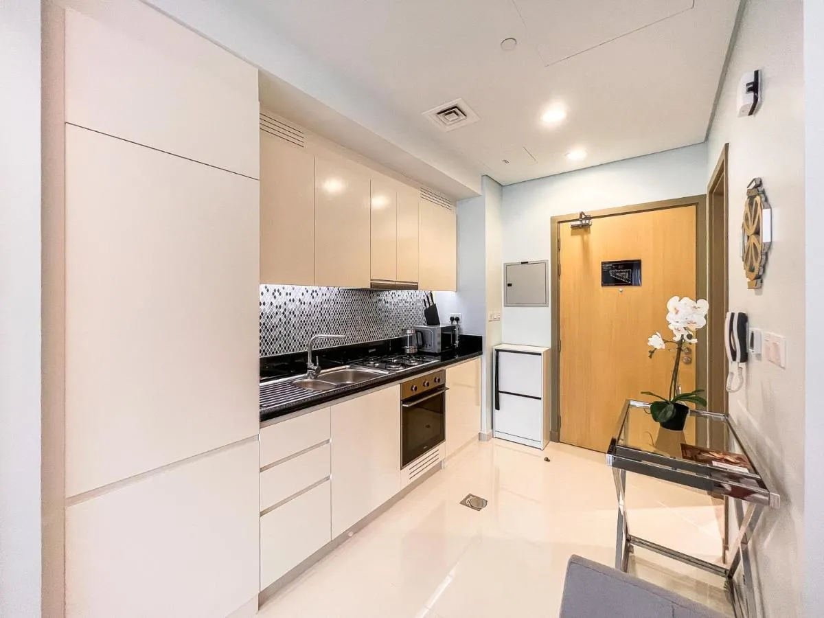 ⁨Luton Vacation Homes - Damac Paramount Midtown Business Bay Dubai - 37AB09⁩ — صورة 9