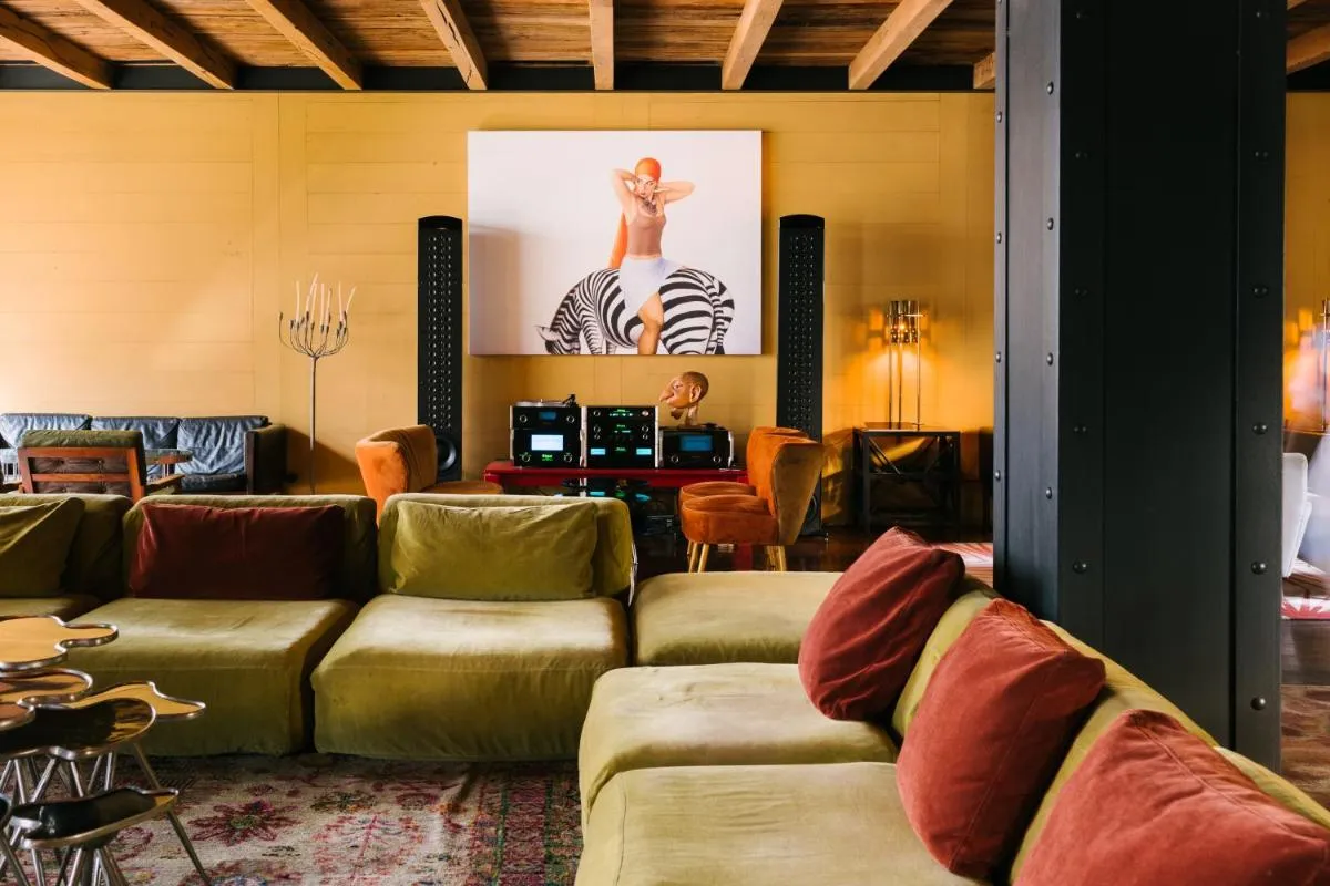 رومز هوتيل تبليسي — صورة 4