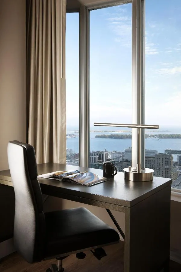 ⁨ون كينغ ويست و ريزيدنس⁩ — صورة 25