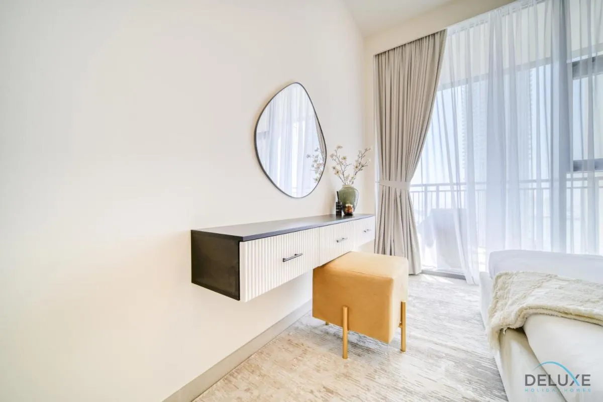 ⁨Peaceful 1BR at Creek Rise Tower 2 Dubai Creek Harbour by Deluxe Holiday Homes⁩ — صورة 4