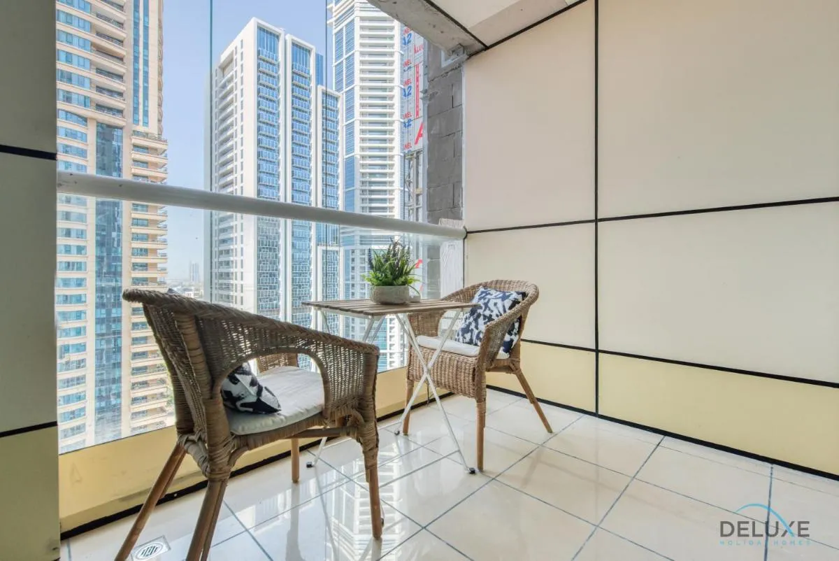 Bright 1BR at Sulafa Tower Dubai Marina by Deluxe Holiday Homes — صورة 3